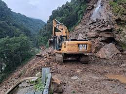 Uttarakhand: 5 pilgrims die as landslip debris fell on their car in Rudraprayag