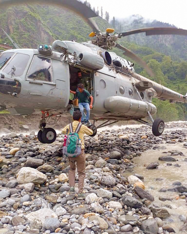 Himachal: Air Force copters carry essential items to remote areas of Mandi