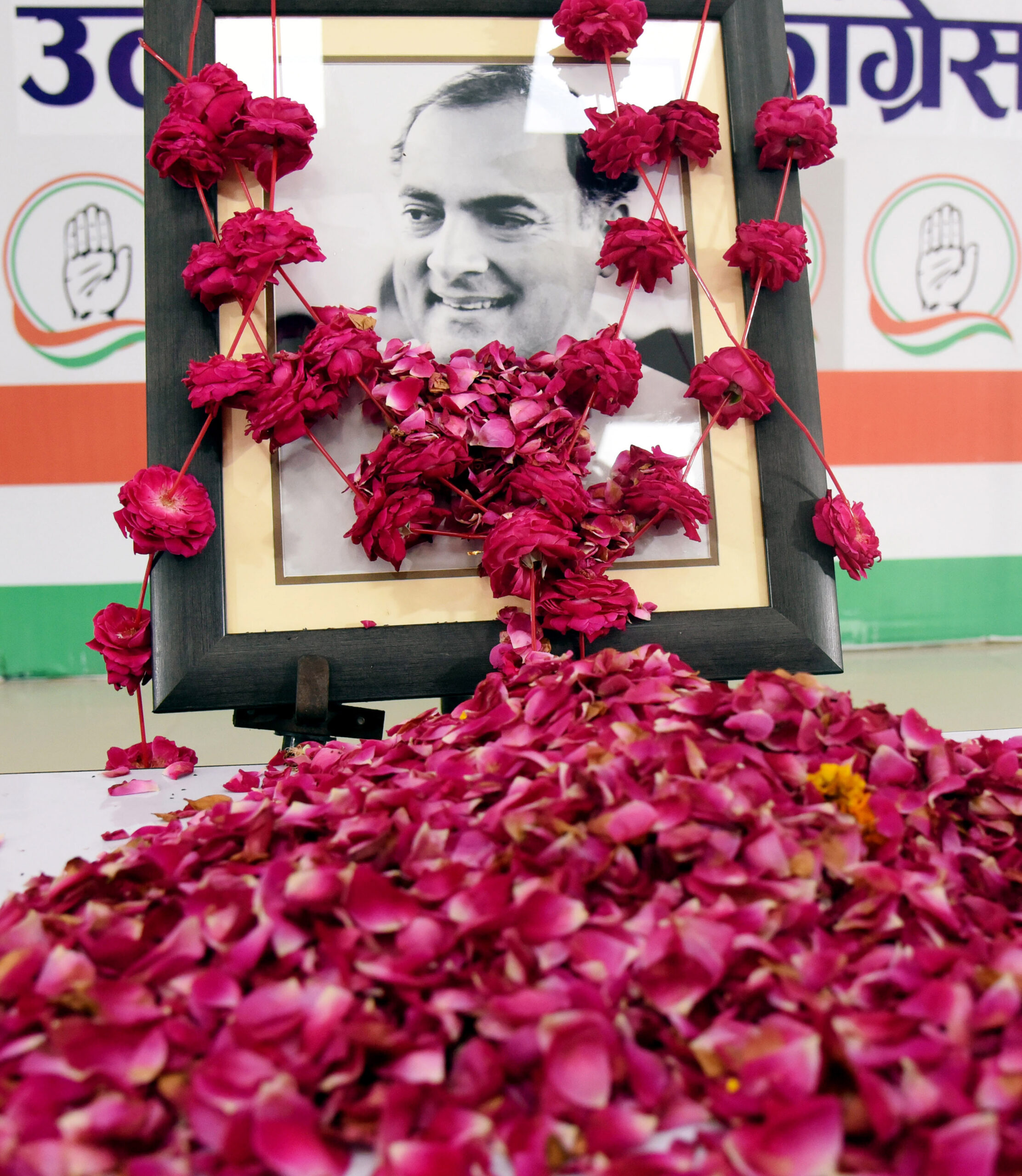 PM Modi pays tributes to Rajiv Gandhi on his 79th birth anniversary