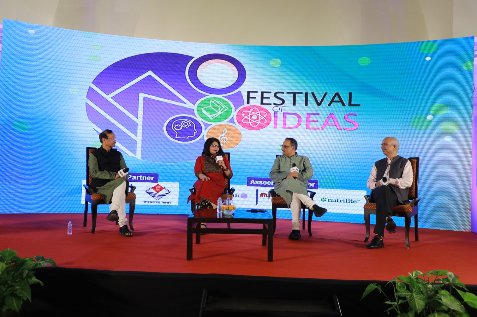 Festival of Ideas celebrates and awards distinguished speakers