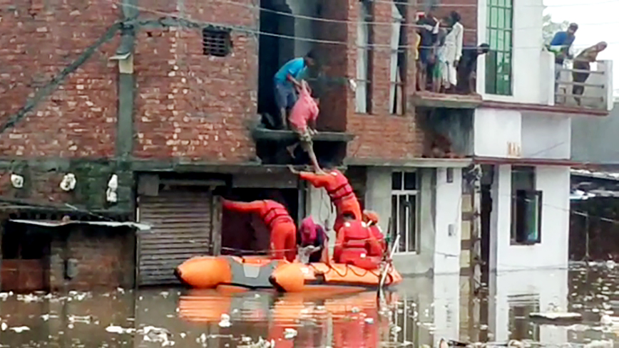Uttarakhand rain: Several houses submerged in flood waters in Rudrapur, rescue efforts are underway