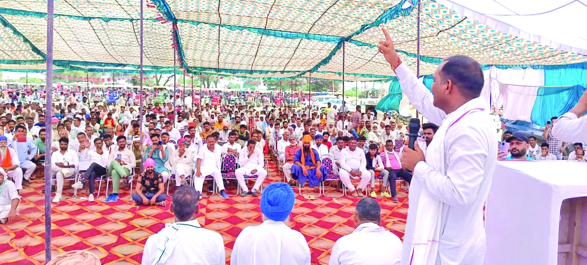 Comrade Shyopat Ram slams BJP, Congress for ruining canal system