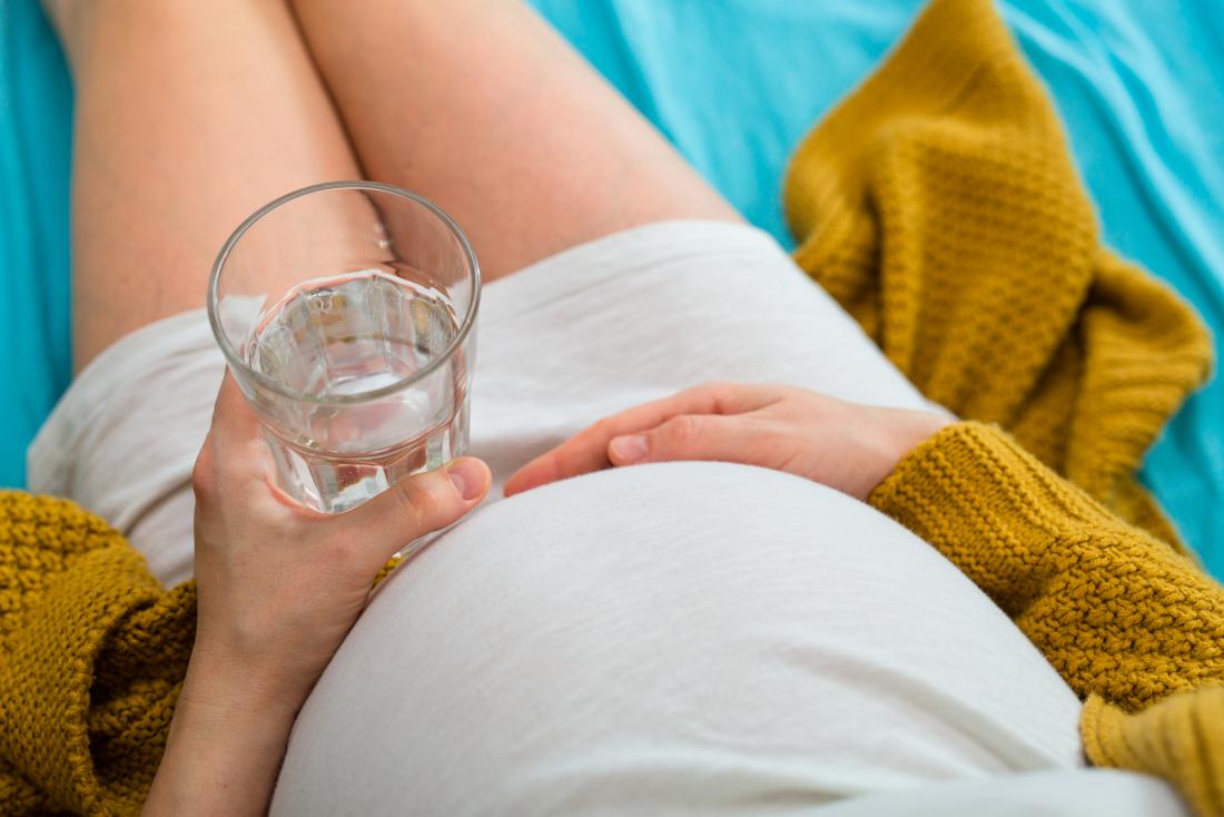 Importance of adequate water intake for expectant mothers