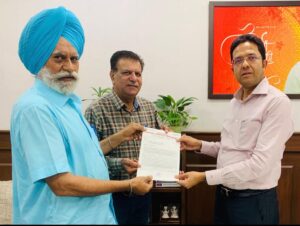 CHJU Delegation Meets APSCM Dr. Amit Aggarwal, Urges Fulfilment of Journalists’ Pending Demands