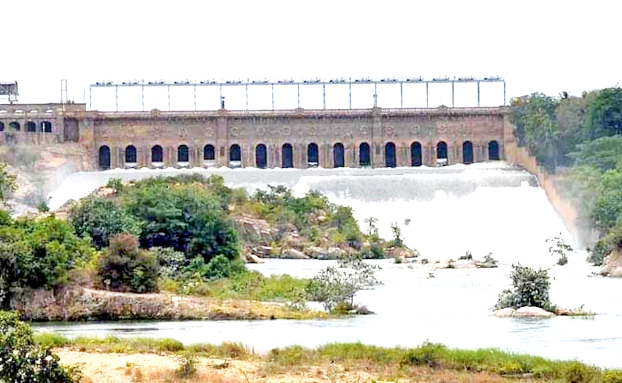 SC orders release of Cauvery water to Tamil Nadu, ignites protests in Karnataka - TheDailyGuardian