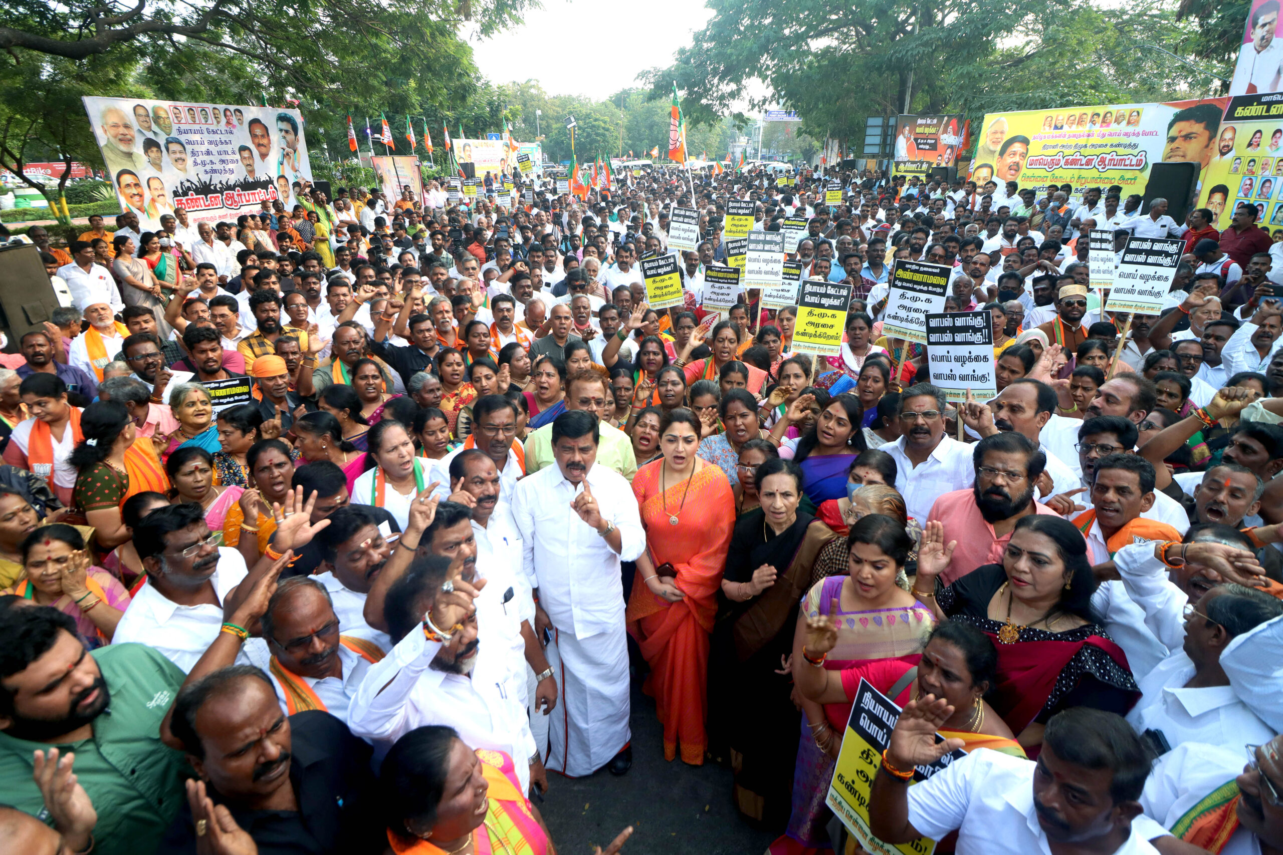 TN BJP chief Annamalai hits back at Udhayanidhi Stalin over his “eradicate Sanatana” remark