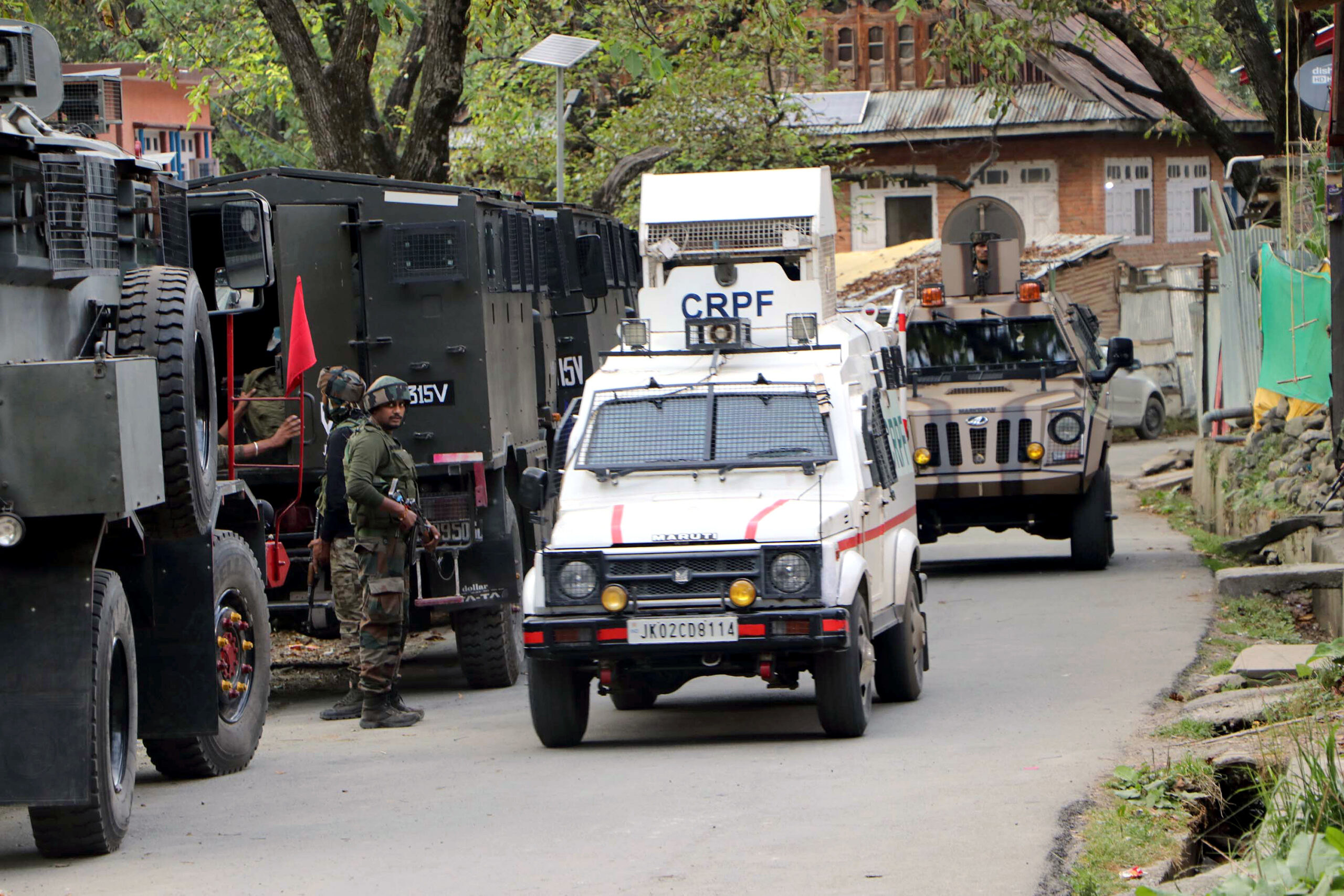 Anantnag ecnounter: J-K police and the Army resume operations on second day