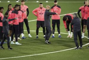 Man City alters Champions League pre-match routine for artificial pitch