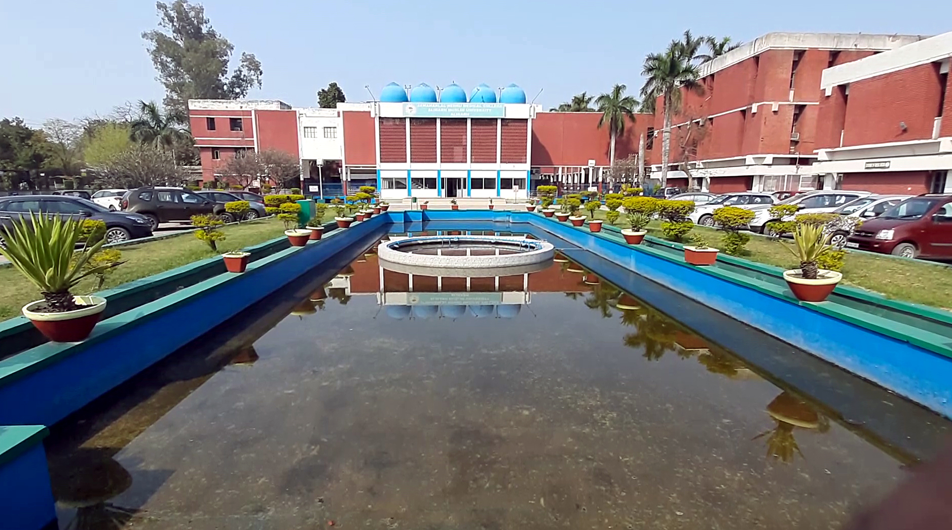 Aligarh Muslim University: 3 injured in shooting incident at campus