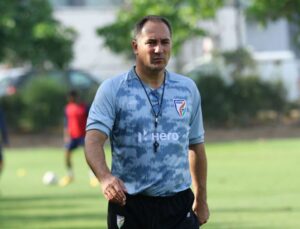 Indian football team coach’s tenure extended until 2026