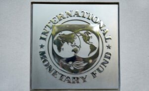 IMF mission to arrive in Pakistan by late October for economic review