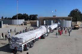 Aid for Palestinians: Egyptian convoy of 17 trucks reaches Gaza