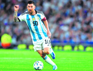 Messi chases first goal; hosts face crisis