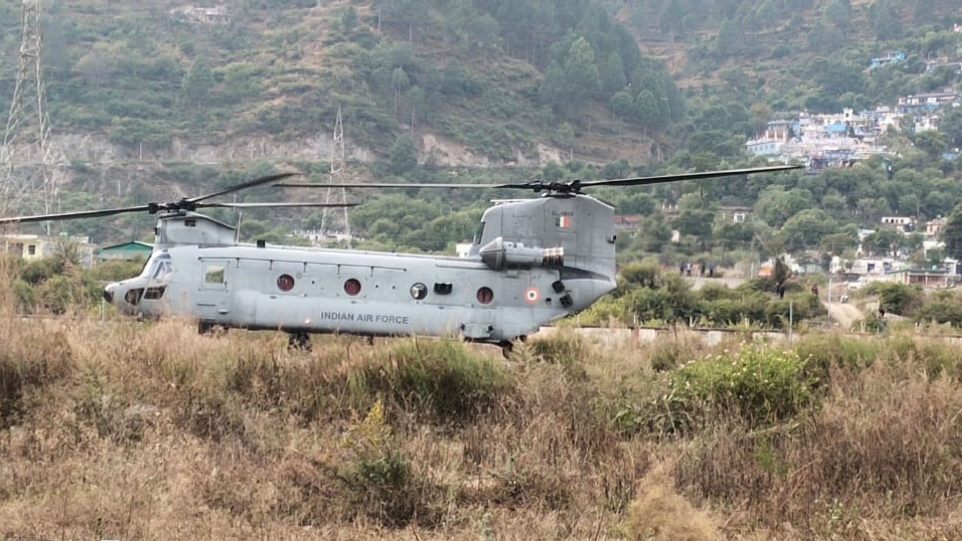 Uttarkashi tunnel rescue: Chinook helicopter at Chinyalisaur airstrip to airlift workers, medical facility expanded inside tunnel