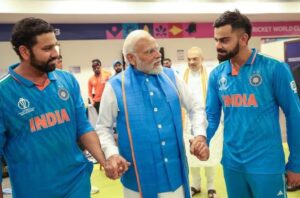 After losing in World Cup final, PM Modi consoles Indian cricket team in dressing room