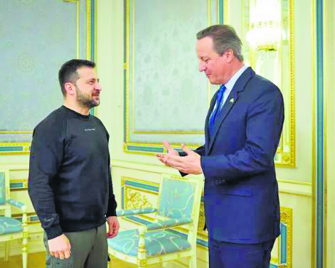 British Foreign Secy David Cameron’s first overseas visit includes meeting Zelenskyy