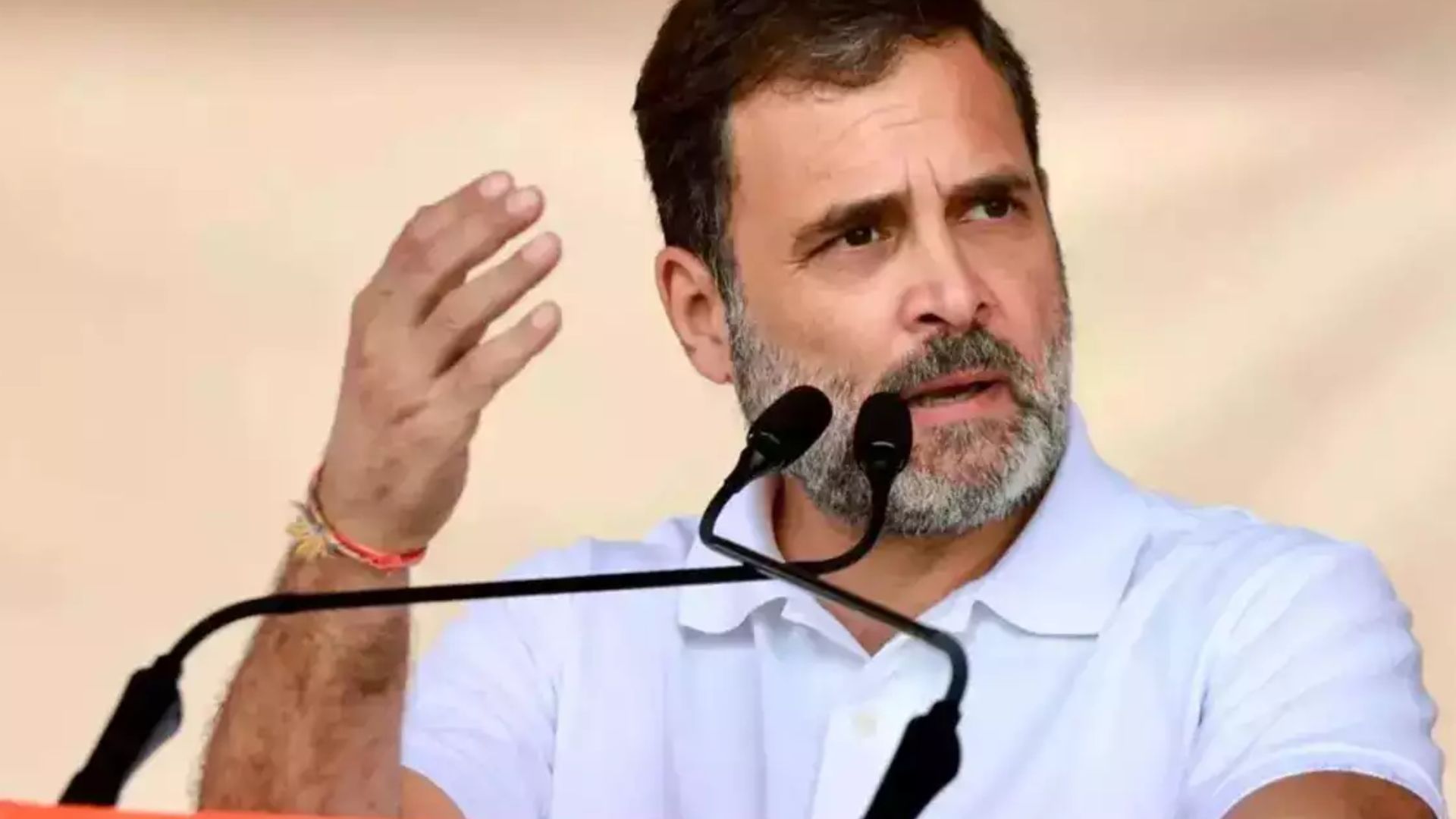 Telangana Polls: Rahul Gandhi vows 2 lakh government jobs within a year under Congress leadership!