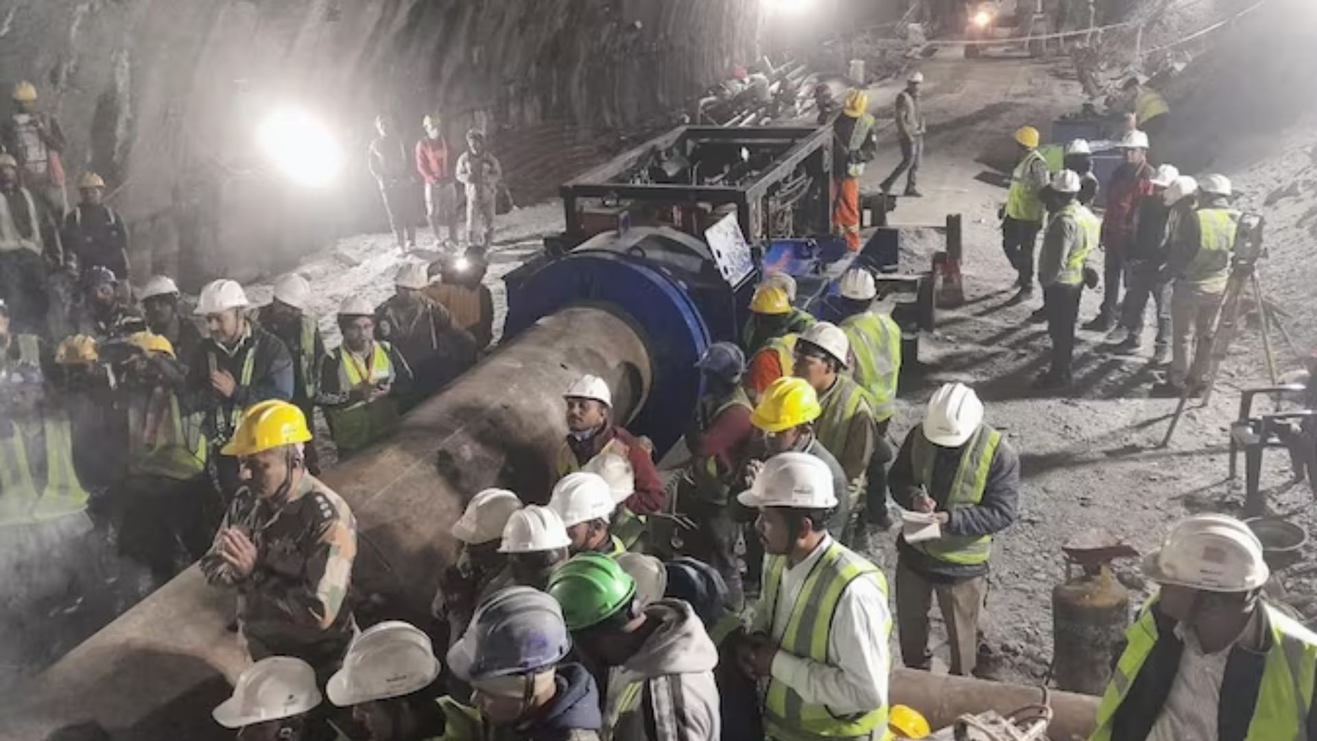 Uttarkashi tunnel collapse: Vertical drilling underway to rescue trapped workers