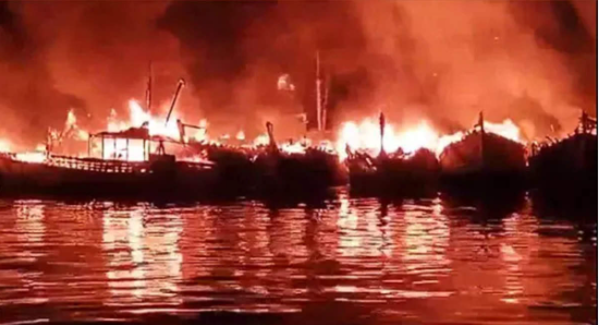 Andhra Pradesh: Nearly 40 boats destroyed by fire at Visakhapatnam fishing harbour