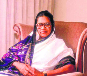 First woman SC judge M Fathima Beevi laid to rest with full state honours