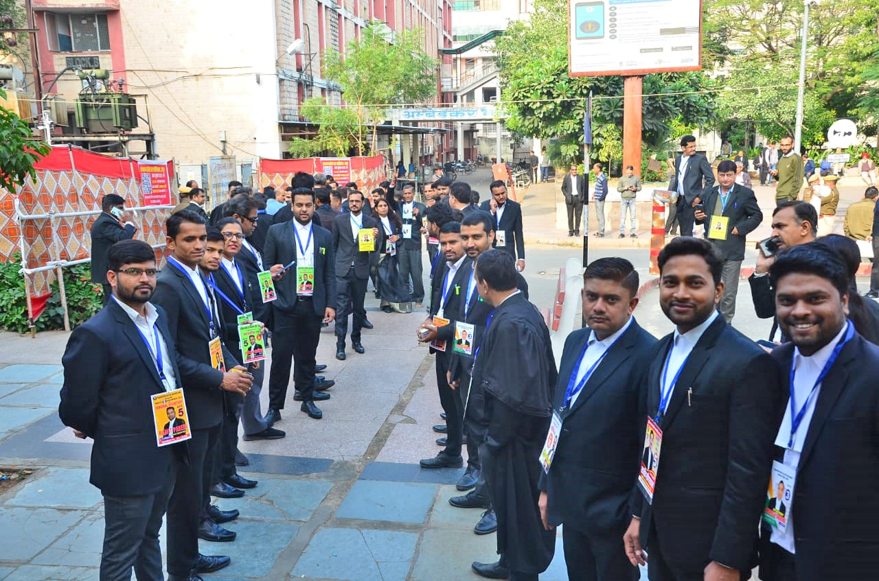 Bar Associations’ election witnesses enthusiastic participation