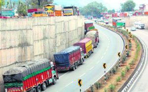 Srinagar-Jammu highway records 2300 challans in a month