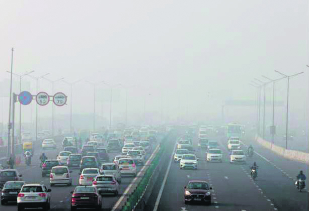 Delhi’s maximum temp hits 23.8°C as dense fog disrupts flights, trains