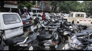 Two-wheeler parking controversy: Mayor’s free parking announcement contradicted