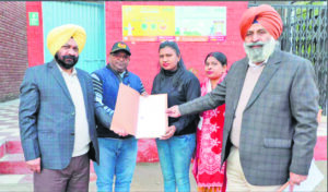 Sanitation milestone: MC Chandigarh hands over 6 toilets to SHG groups