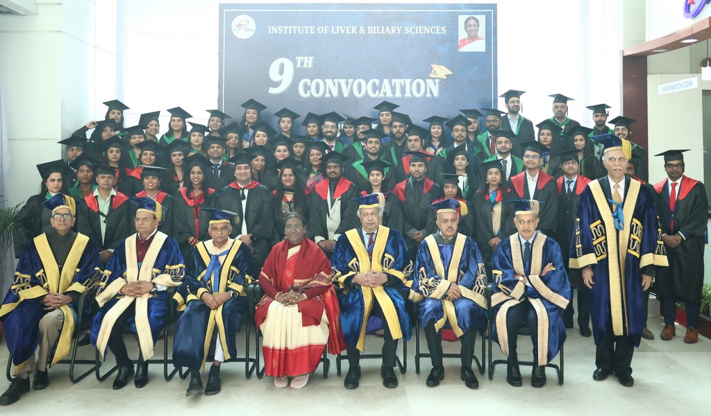 President Murmu honours Jaipur Foot Pioneer at ILBS Convocation