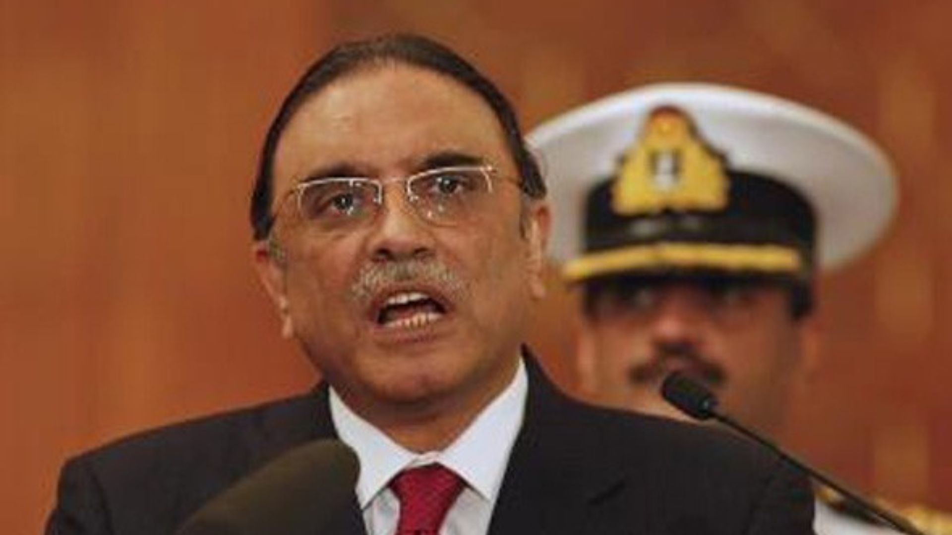 PPP Leader Asif Zardari Accuses Imran Khan of Including Afghans in Voter Lists