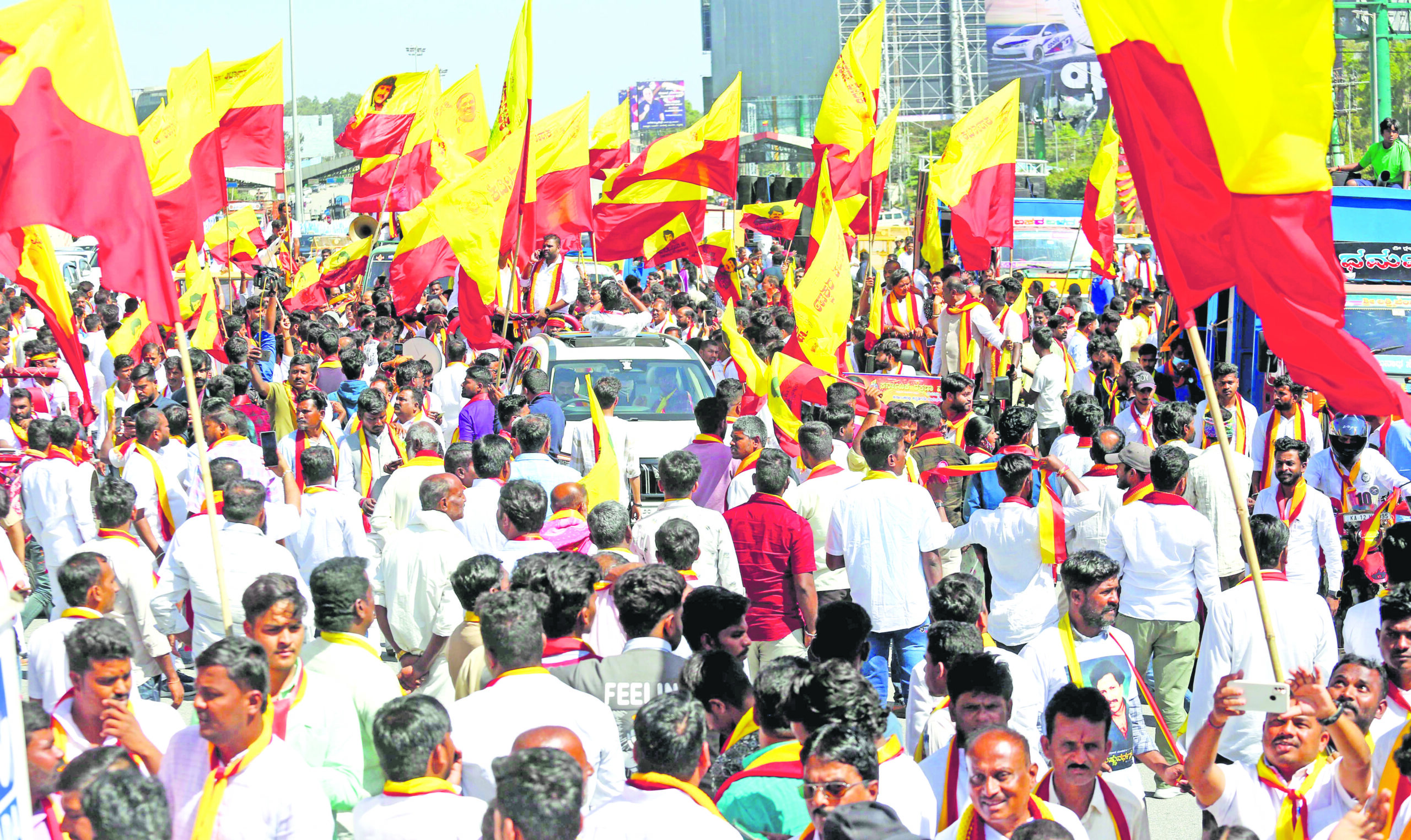 Pro-Kannada activists stage protest, vandalise shops and signboards