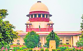 Supreme Court Denied Anticipatory Bail To IPS Officer Who Allegedly Got Conman To Pose As High Court Chief Justice To Influence Of Corruption Probe