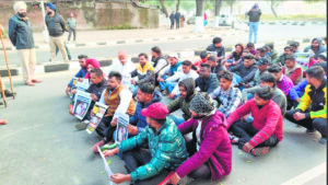 Youth Congress stages protest outside BJP office in Chandigarh