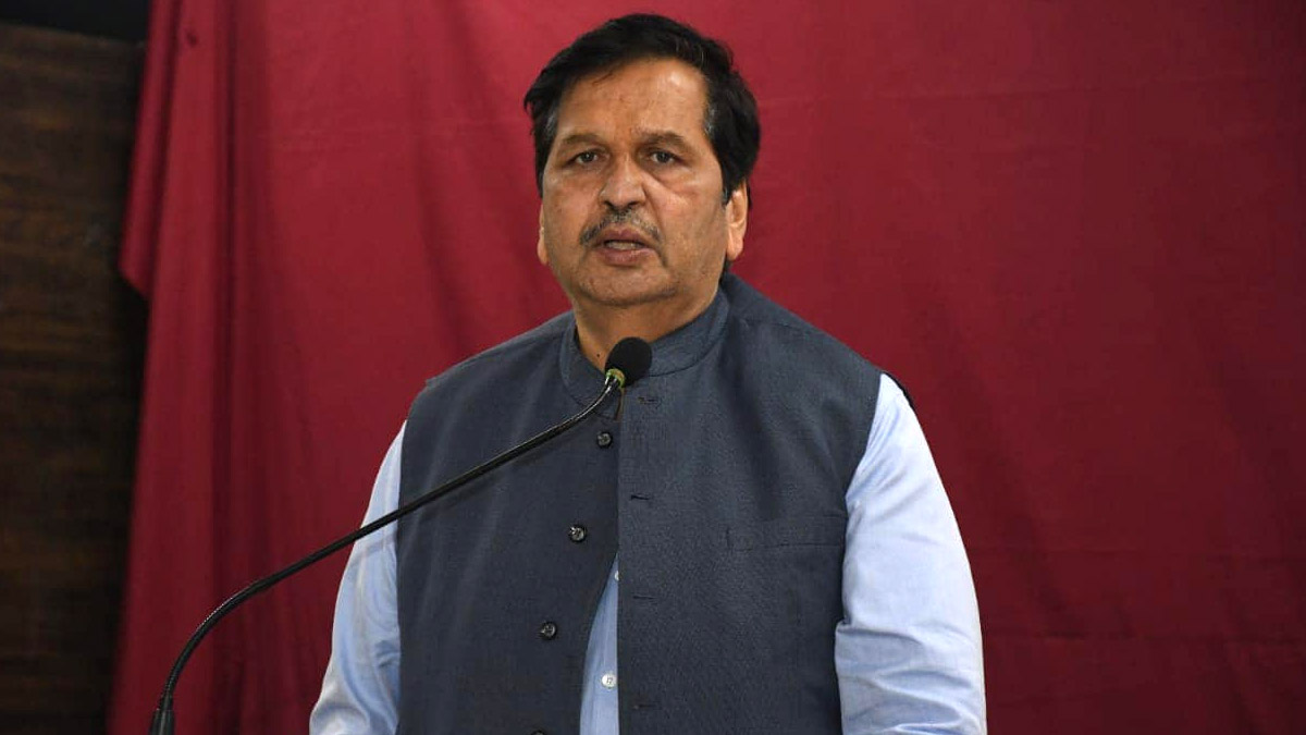 Guardian Minister launches ‘Prabhu Shri Ram’ theme contests in civic schools