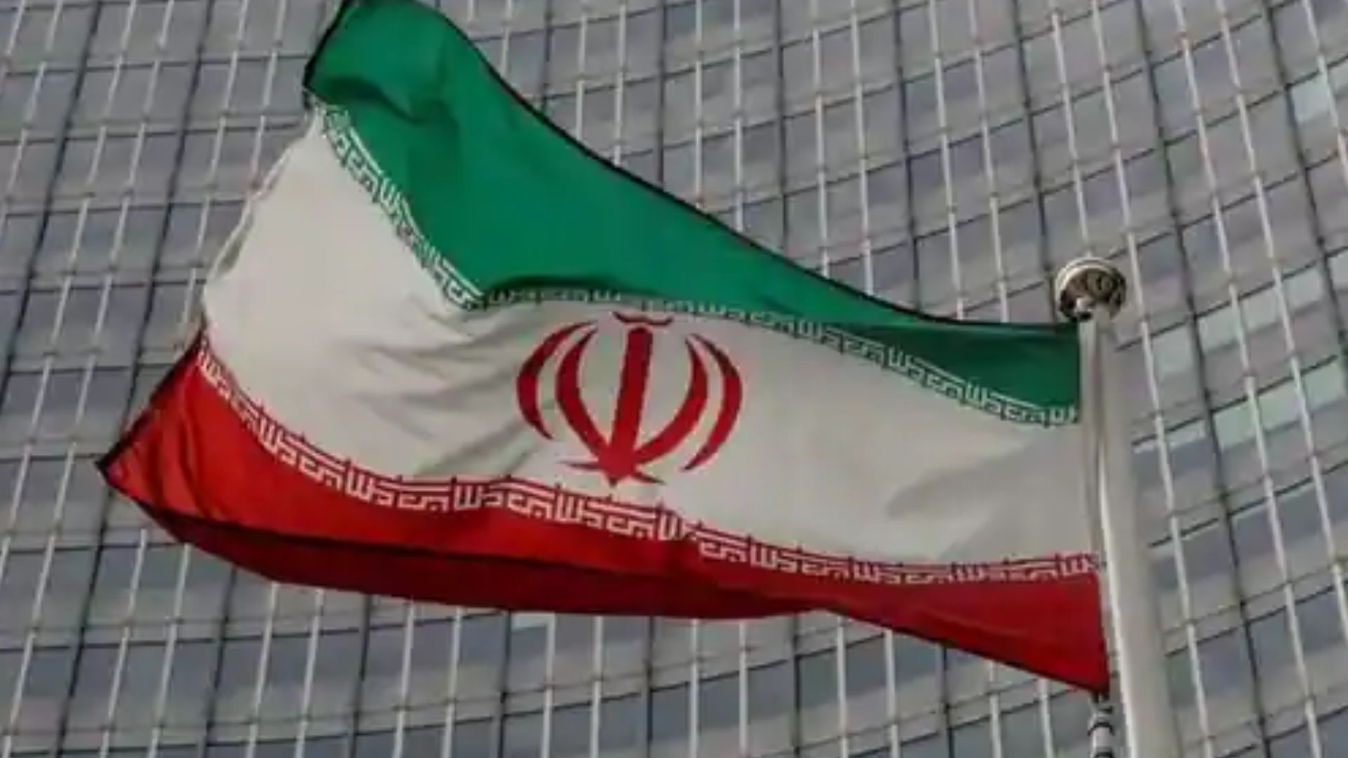 Pakistan Expels Iran Ambassador After Air Strike, Recalls Envoy From Tehran