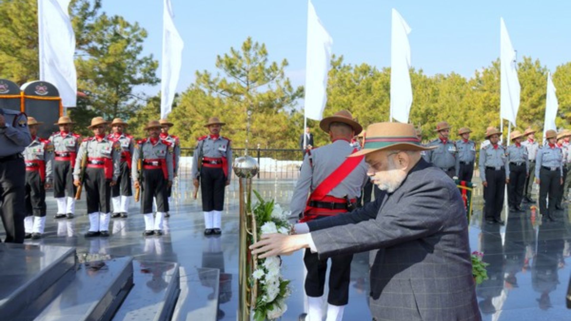 Amit Shah lays wreath at Shillong war memorial