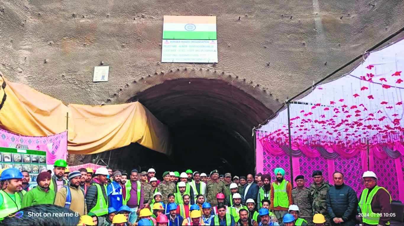 Breakthrough ceremony marks milestone for ‘Golden Arc Road’ connecting Akhnoor to Poonch