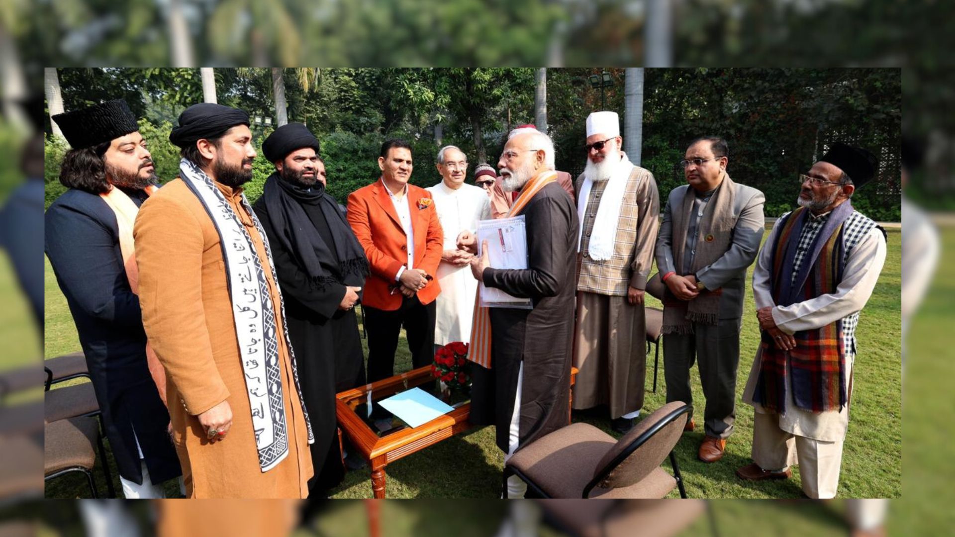 PM Modi hands ‘Chadar’ to offer in Ajmer Sharif