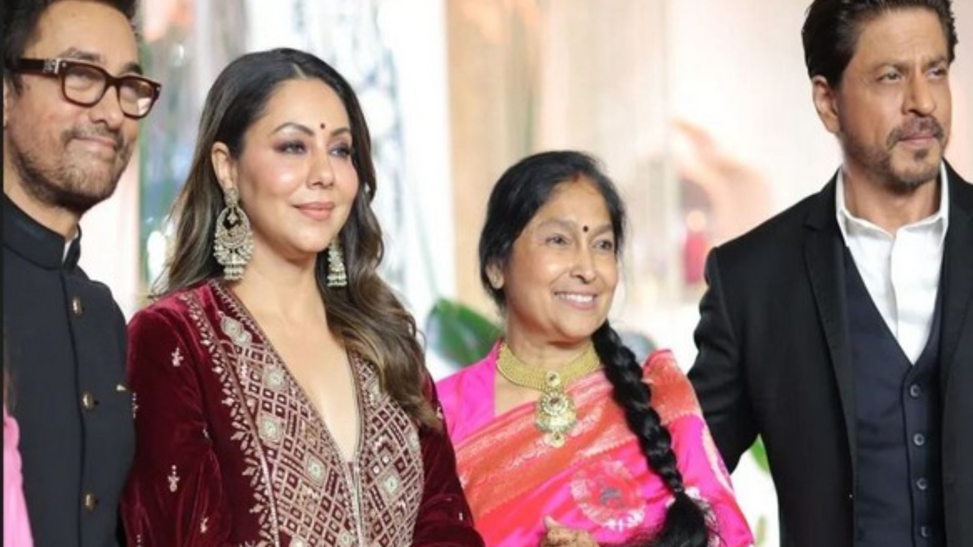 SRK and Gauri Khan pose with Aamir Khan at Ira-Nupur’s wedding reception