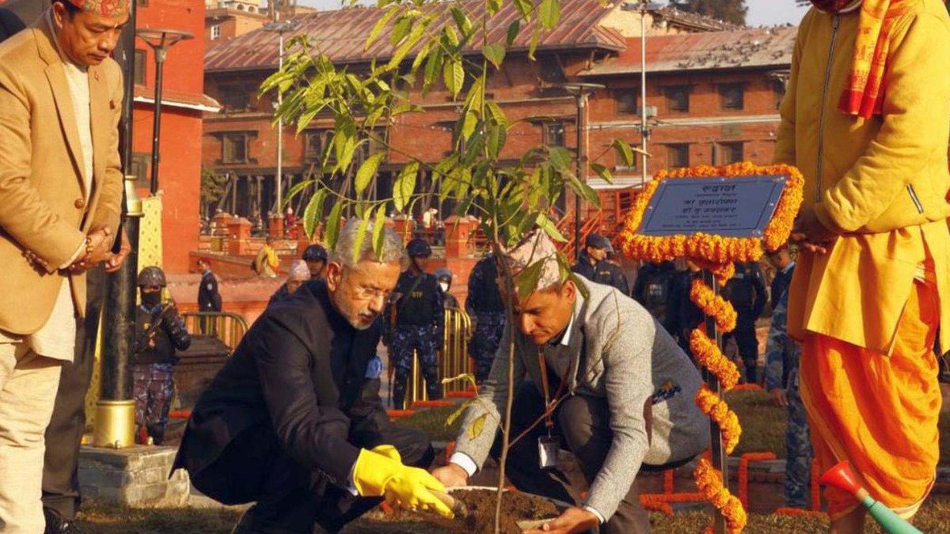 EAM Jaishankar offers prayers at Pashupatinath Temple in Kathmandu