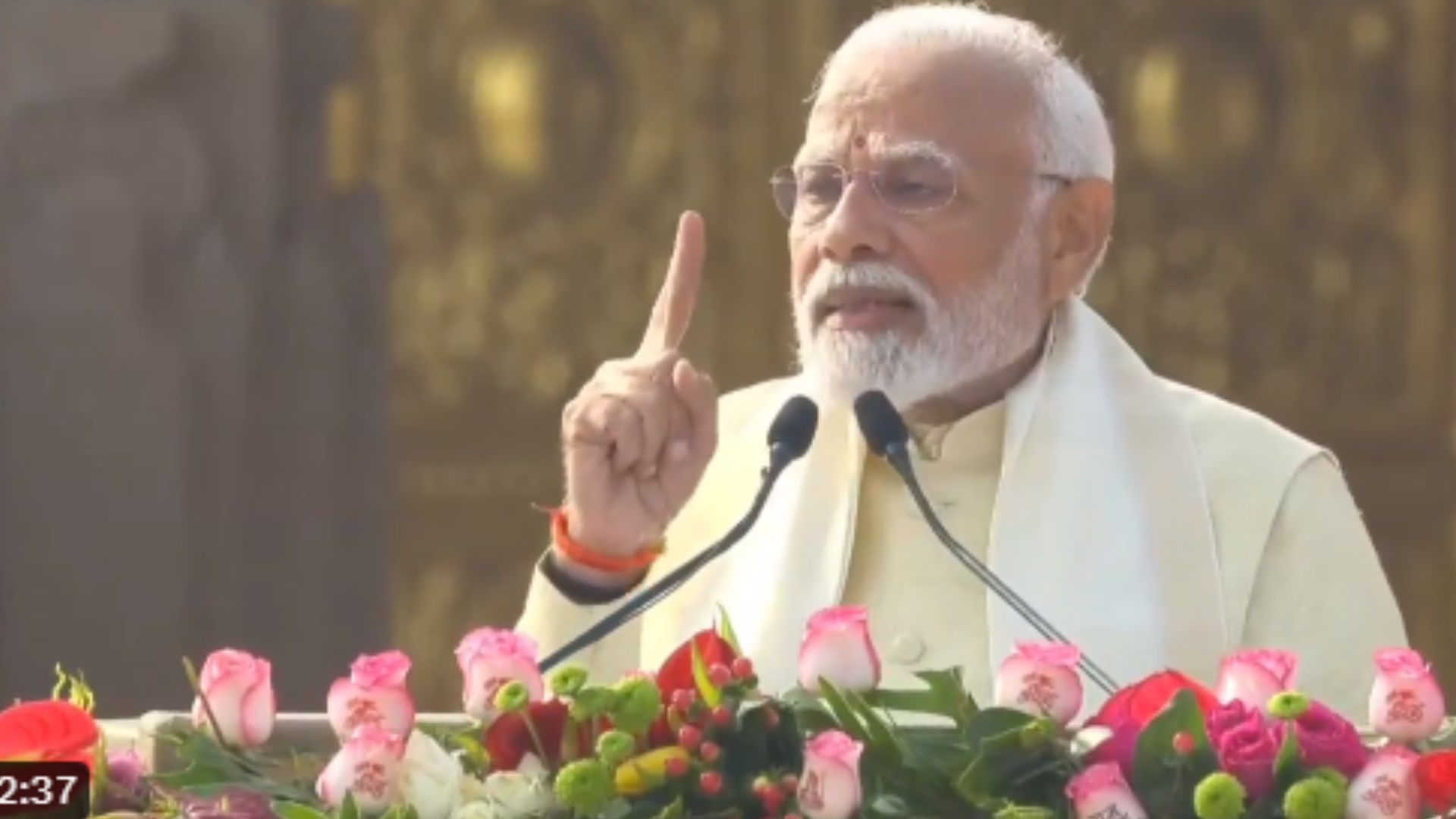 “Siyawar Ram Chandra Ki Jai..”: PM Modi Address Audience in Ayodhya
