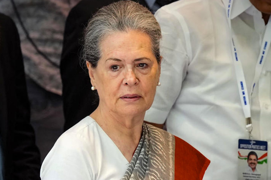Sonia Gandhi's RS entry after two decades in LS creates a stir in party -  TheDailyGuardian