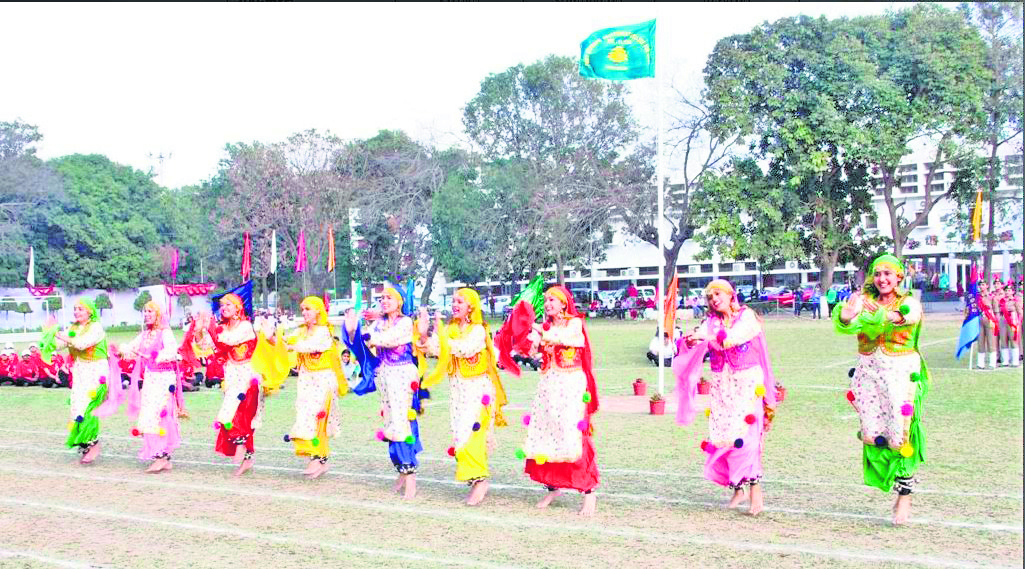 PG Govt College for Girls, hosts energetic 67th athletic meet