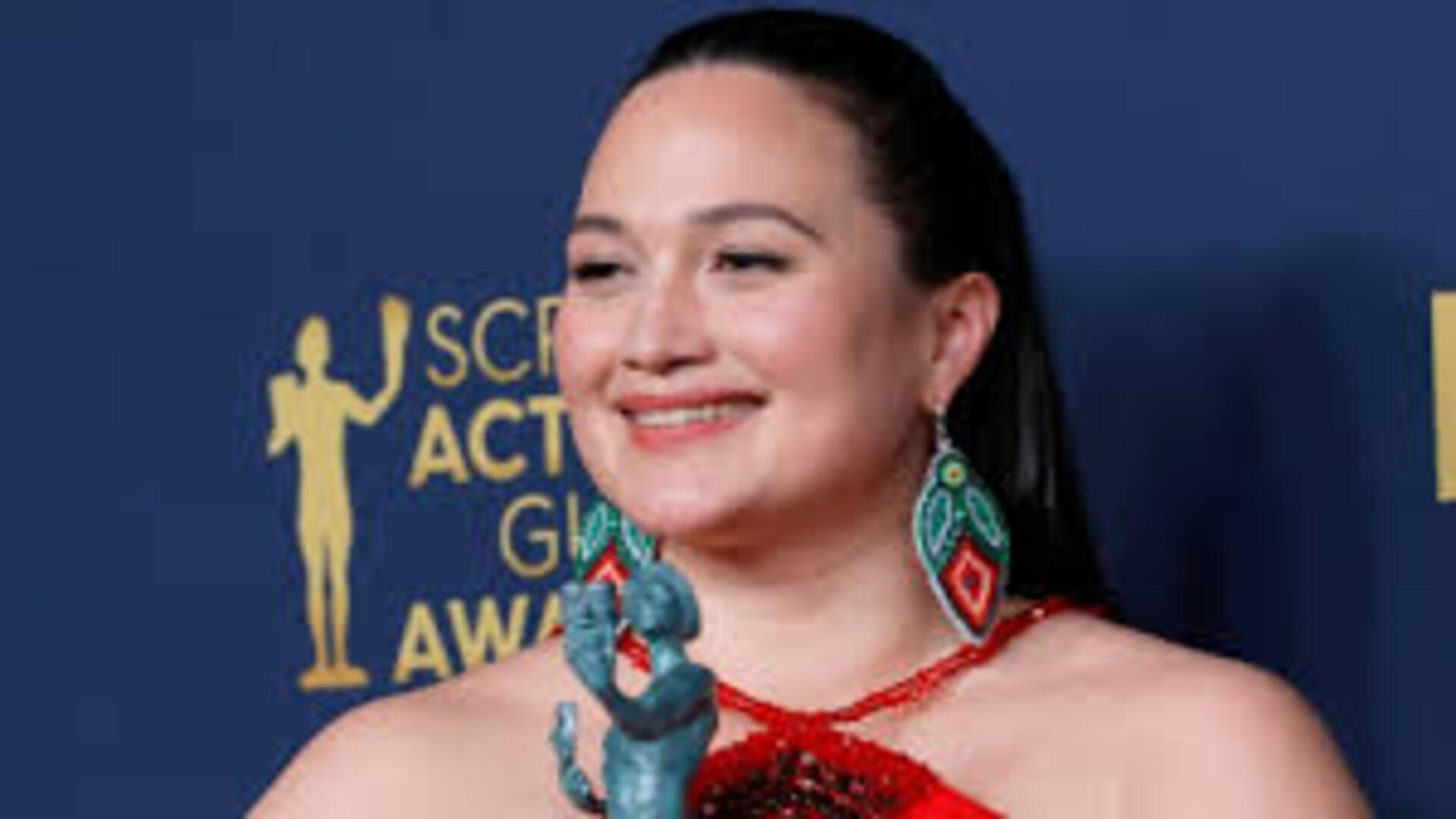 Lily Gladstone rewrites History With Best Female Actor Win at SAG Awards
