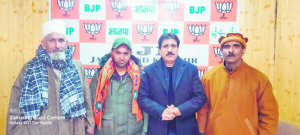 Former Hurriyat hardliner joins BJP, signalling shift towards mainstream politics