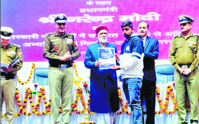 Union Minister Ashwini Kumar Choubey distributes appointment letters at Rozgar Mela in Jammu