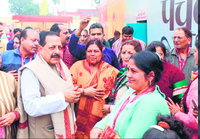 Union Minister Dr. Jitendra Singh welcomes devotees from Katra to Ayodhya