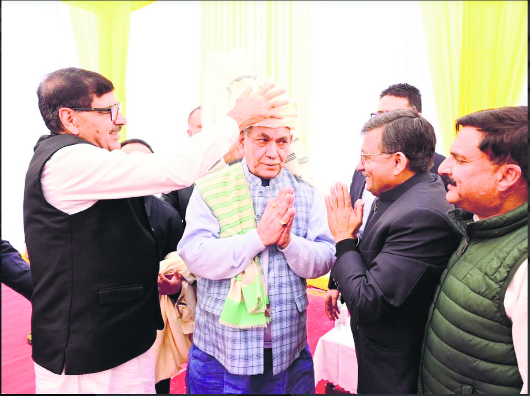 Lieutenant Governor Manoj Sinha engages with Pahari Community delegation at Raj Bhawan