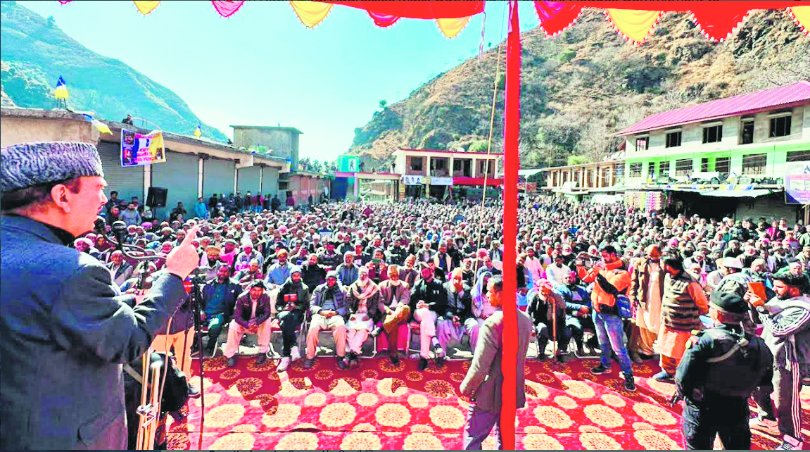 Ghulam Nabi Azad addresses mass gathering in Poonch